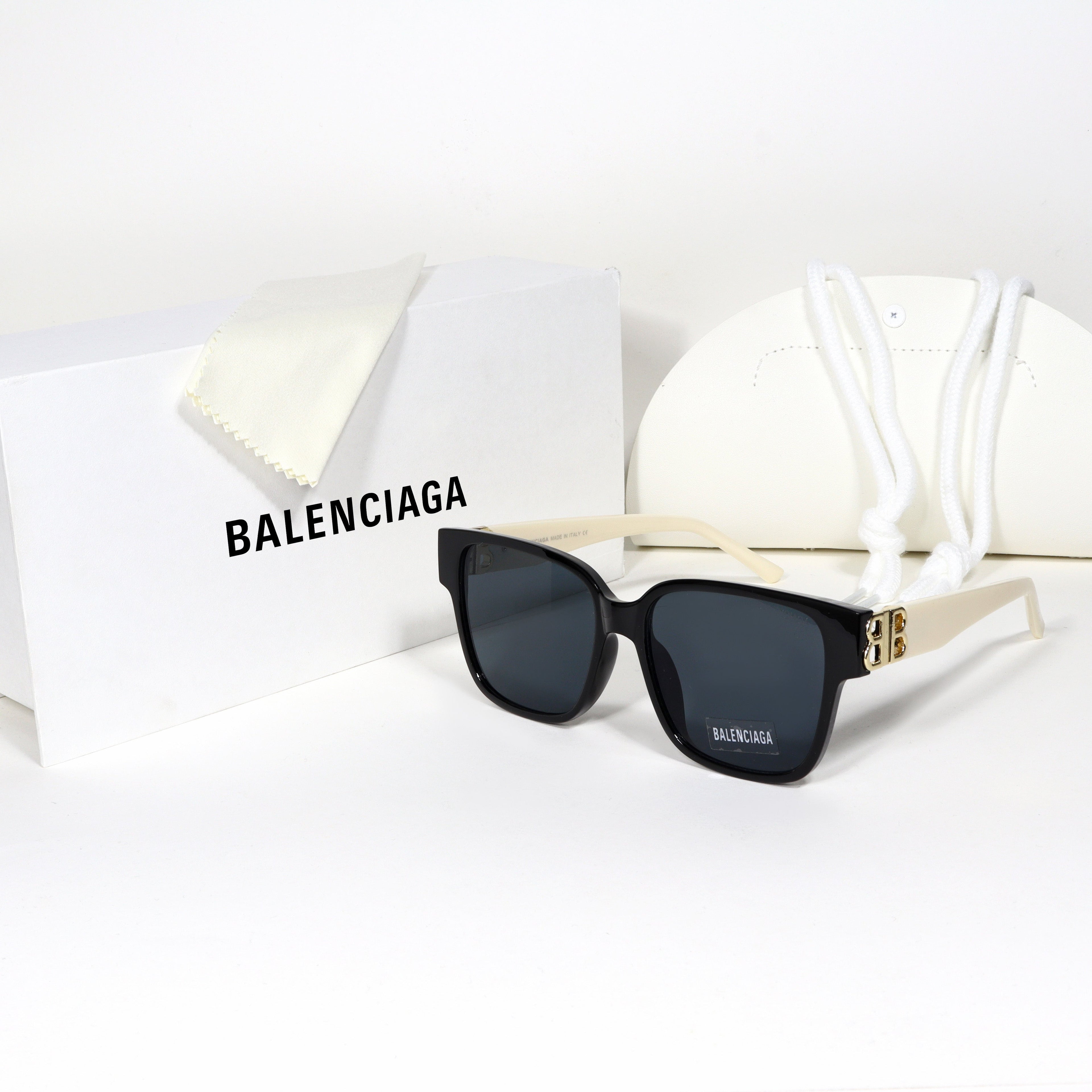 Balenciaga - BL03