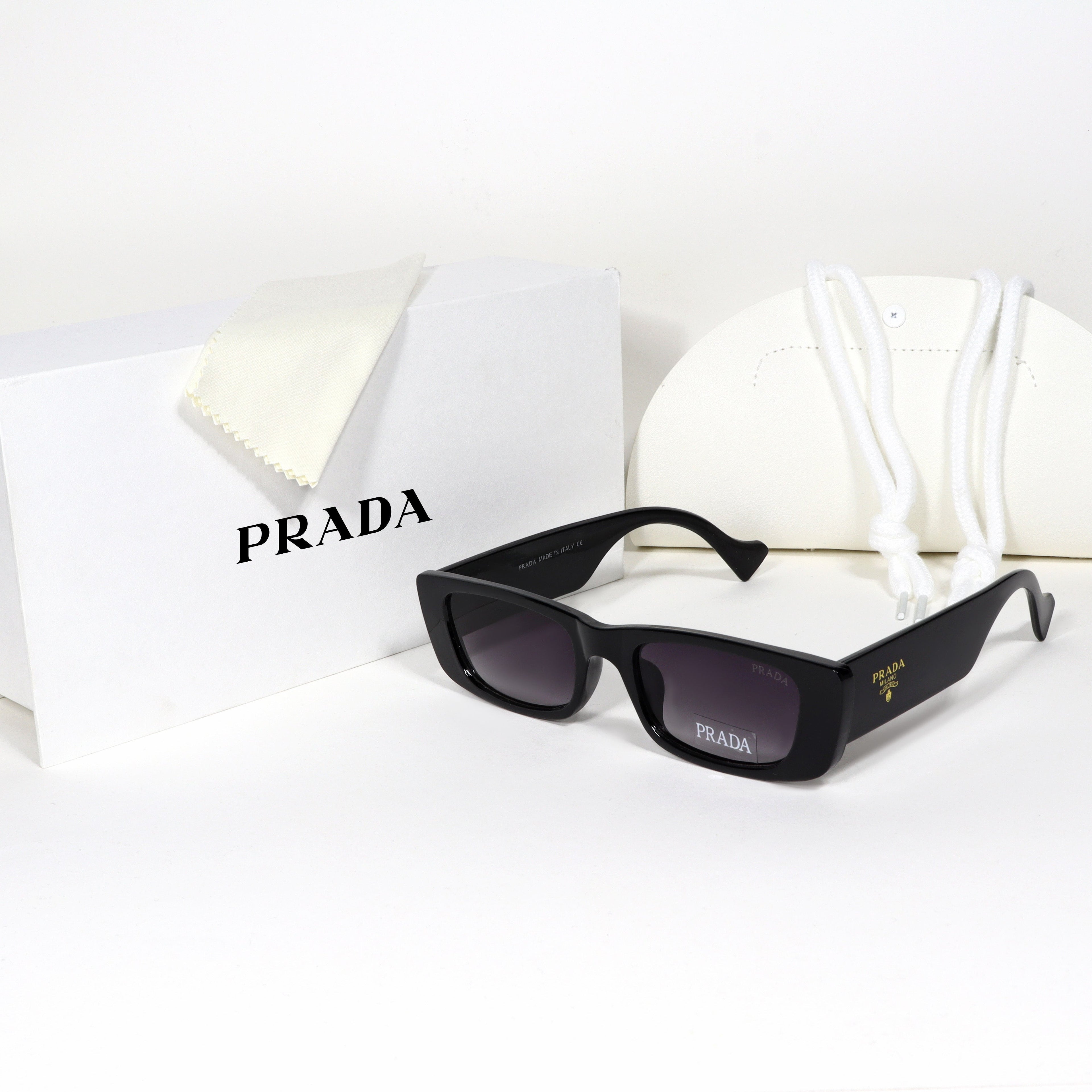 Prada - PD12