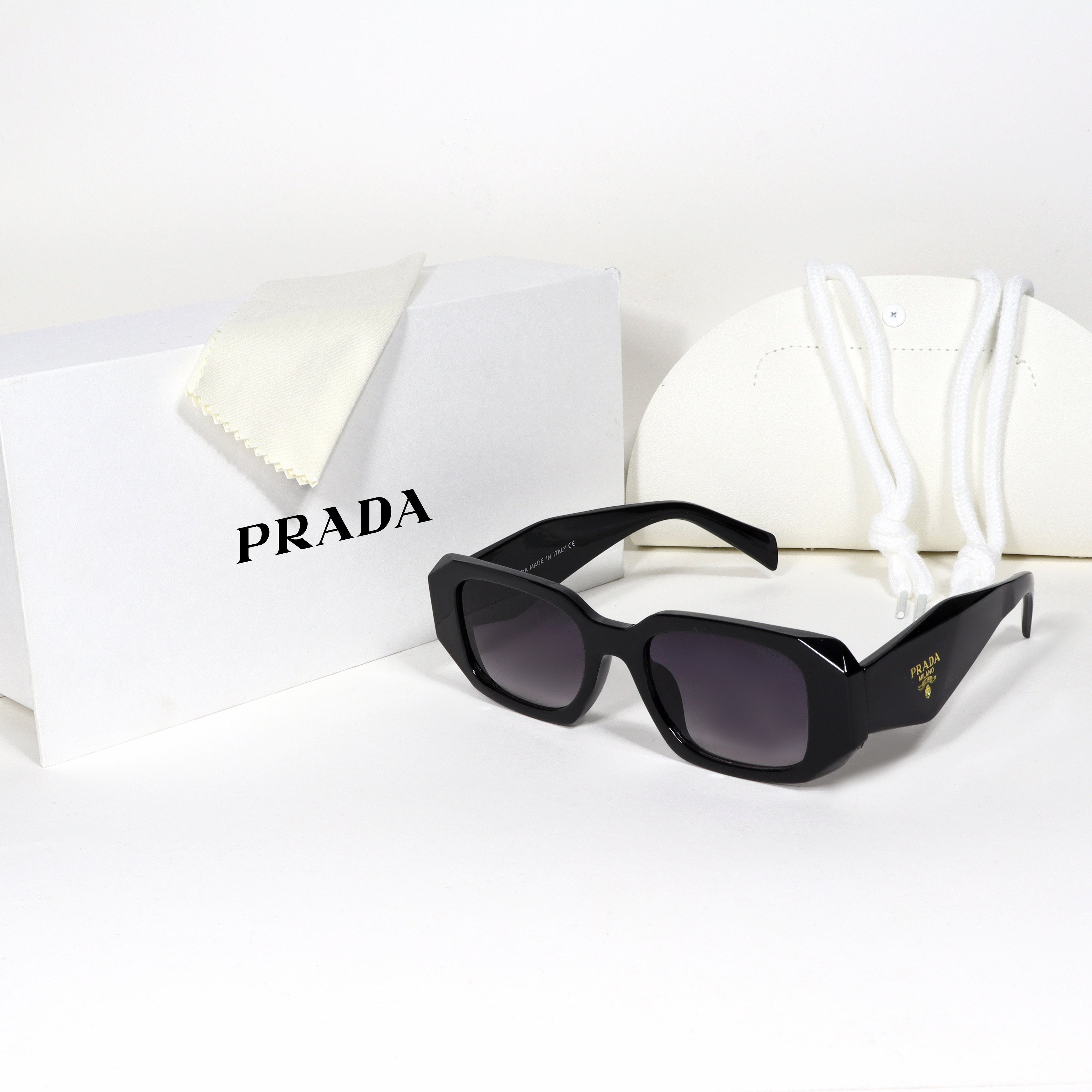 Prada - PD14